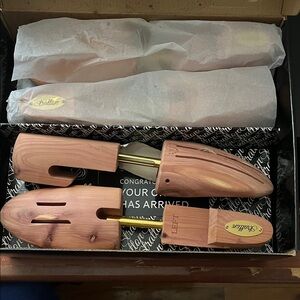 Stratton Cedar Shoe Trees with Gold Accents. Brand New. Four (4) pairs/box